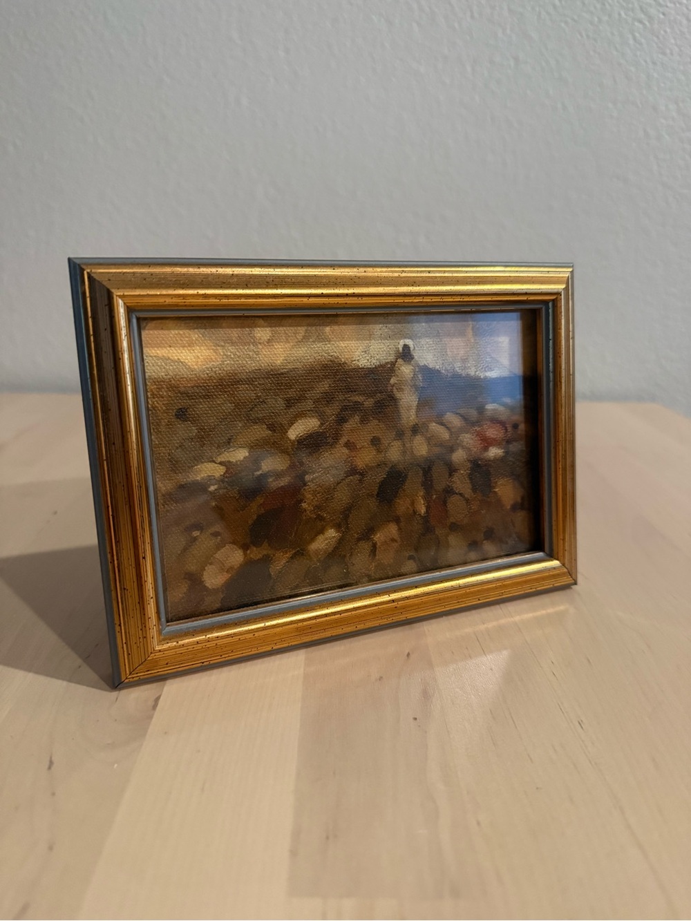 5x7 hang/stand frame with Christ print